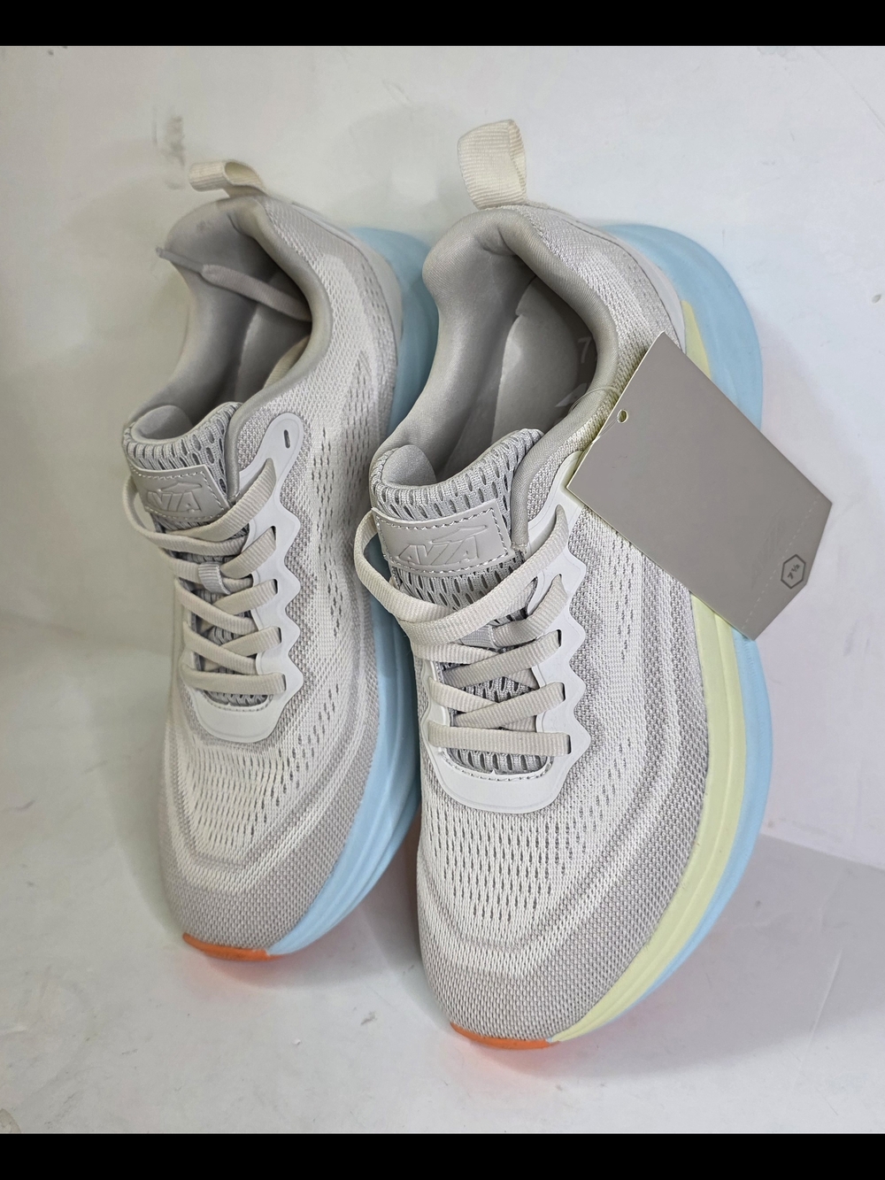 Avia Spring Comfort Perfect Active Sneakers Womens Size 7.5